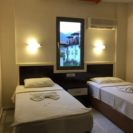 Leons Sun Village